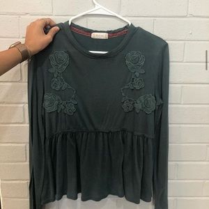 green long sleeve with embroidered flowers!